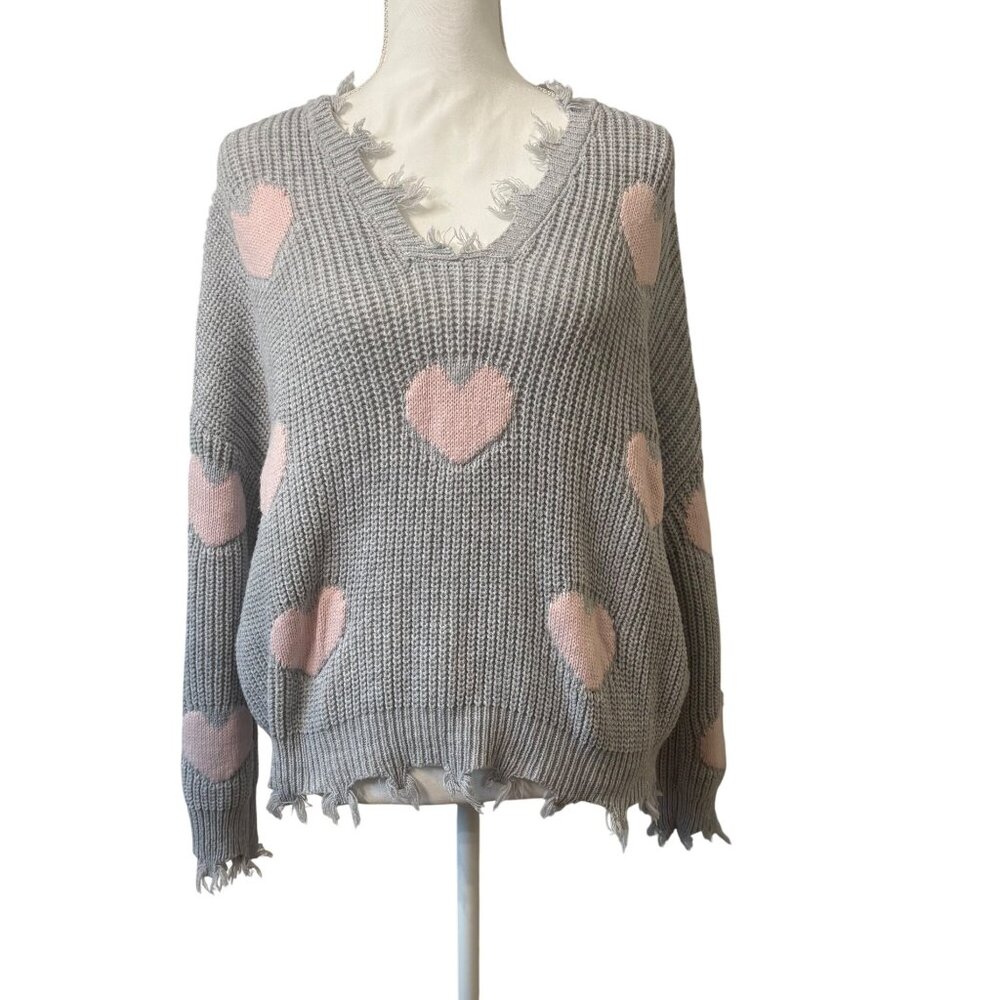 Distressed Gray Heart Knit Sweater V-Neck No Boundaries Womesns Size XXXL/3XG